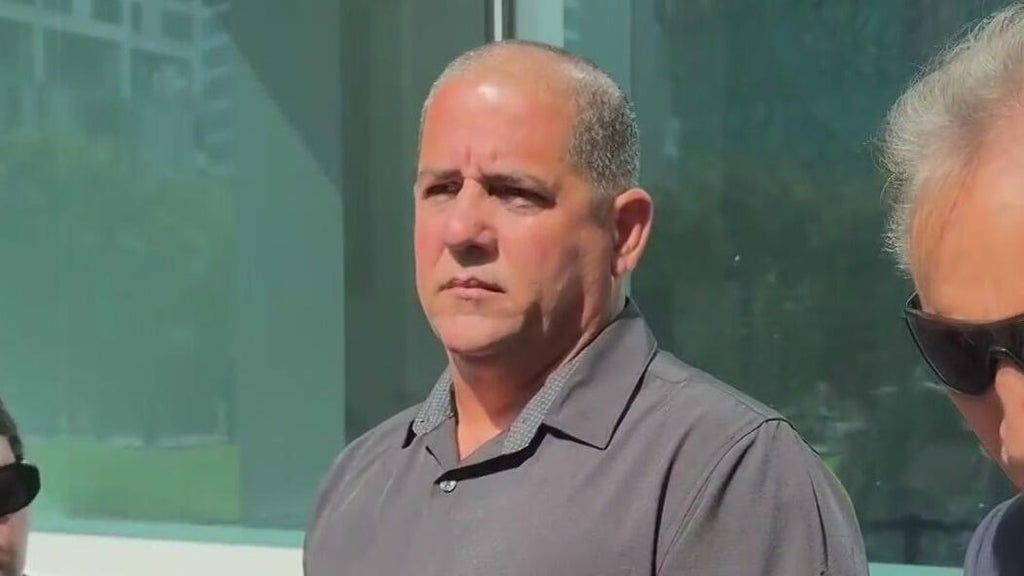 Tugboat captain involved in deadly 2025 Biscayne Bay sailboat crash faces sentencing — CBS Miami, Weston Business news