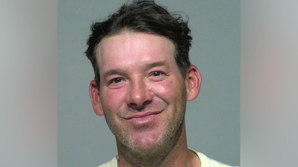 Tony Romo on leave from CBS Sports after arrest in Wisconsin on charge of driving while intoxicated — CBS Miami, Weston Arts news