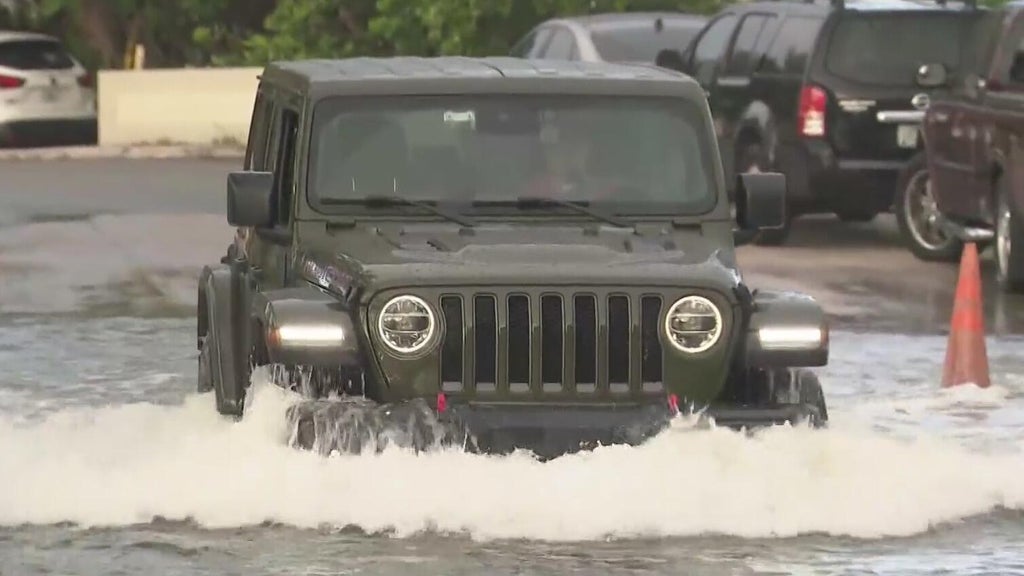 King tides send water flowing over Fort Lauderdale streets, into backyards — Weston Community news