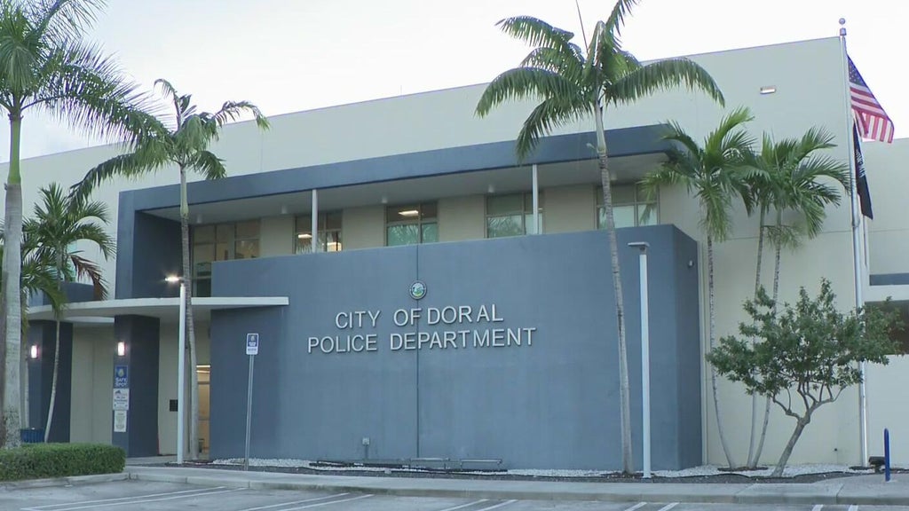 2 men accused of ambusing a buyer during a Facebook Marketplace transaction in Doral — CBS Miami, Weston Community news