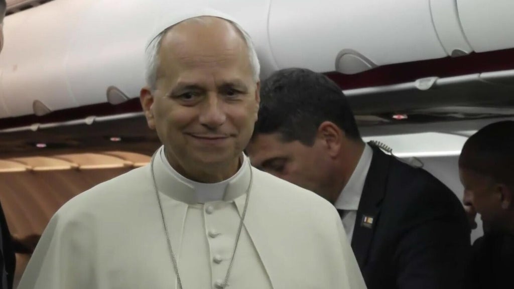 Pope Leo has “tranquil night” in hospital after surgery to treat lung cancer, Vatican says — CBS Miami, Weston Health news