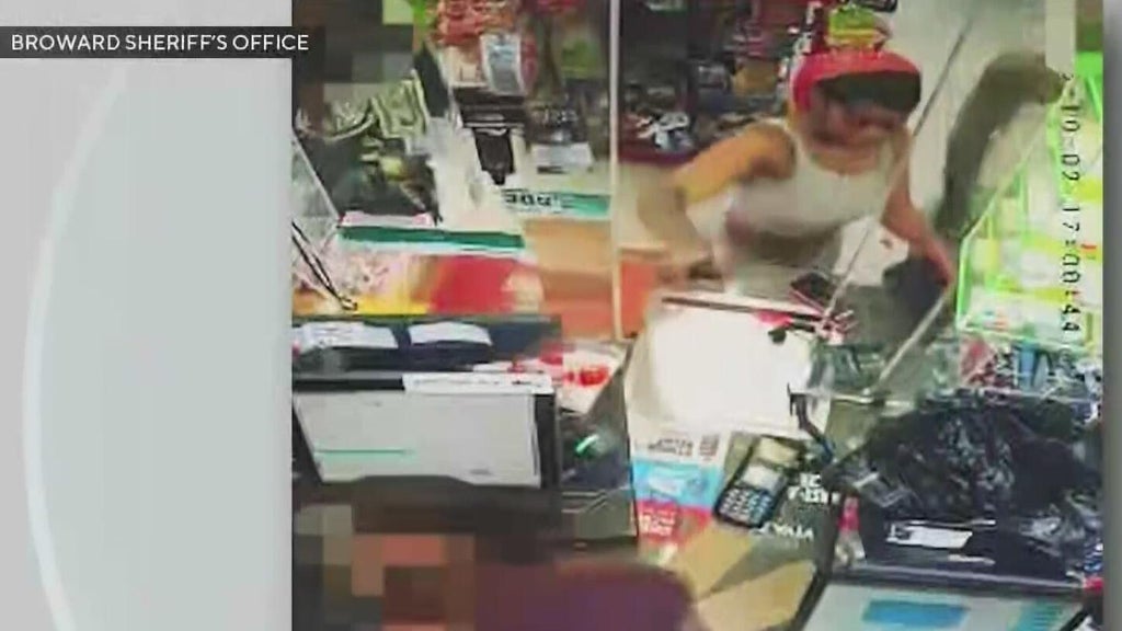 Search for woman who pepper-sprayed store clerk in the face after dispute underway — CBS Miami, Weston Business news