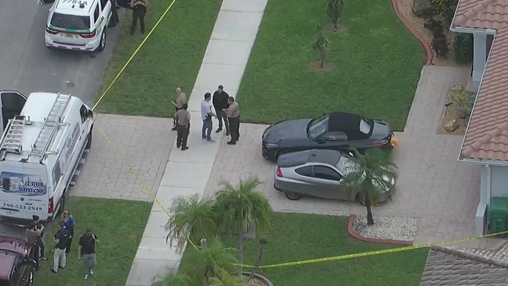 Man dead, woman hospitalized after domestic shooting in southwest Miami-Dade neighborhood, deputies say — CBS Miami, Weston Health news