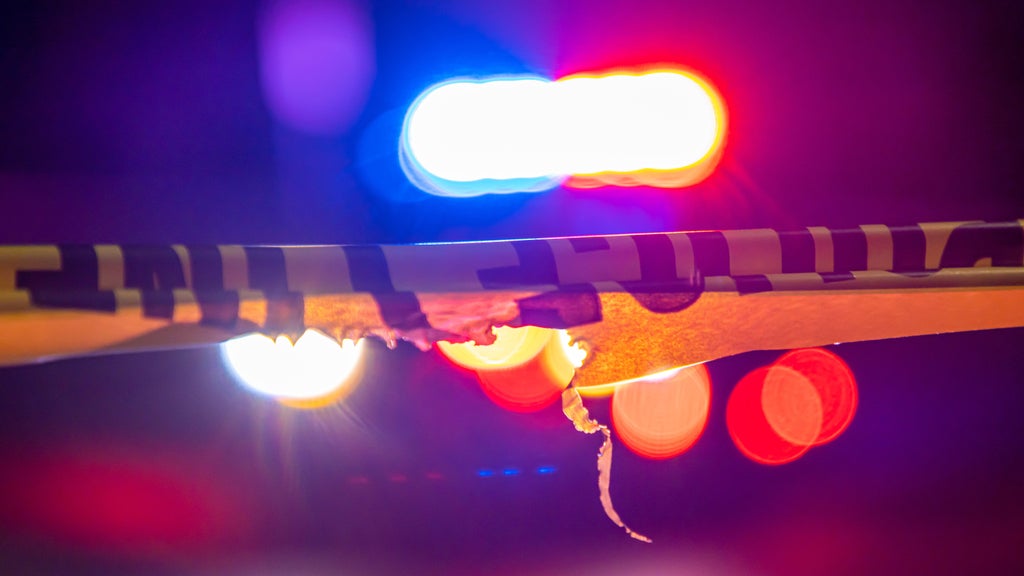 Man calls Sunrise Police to report he was shot, department says — CBS Miami, Weston Health news