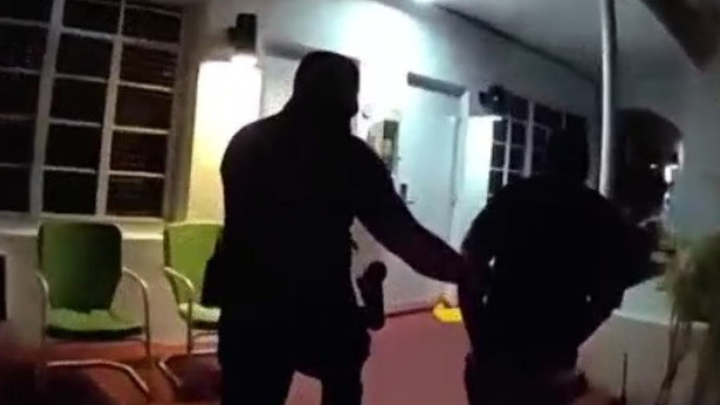 Miami Beach police arrest man wanted in Ohio after undercover human trafficking operation at hotel — CBS Miami, Weston Schools news