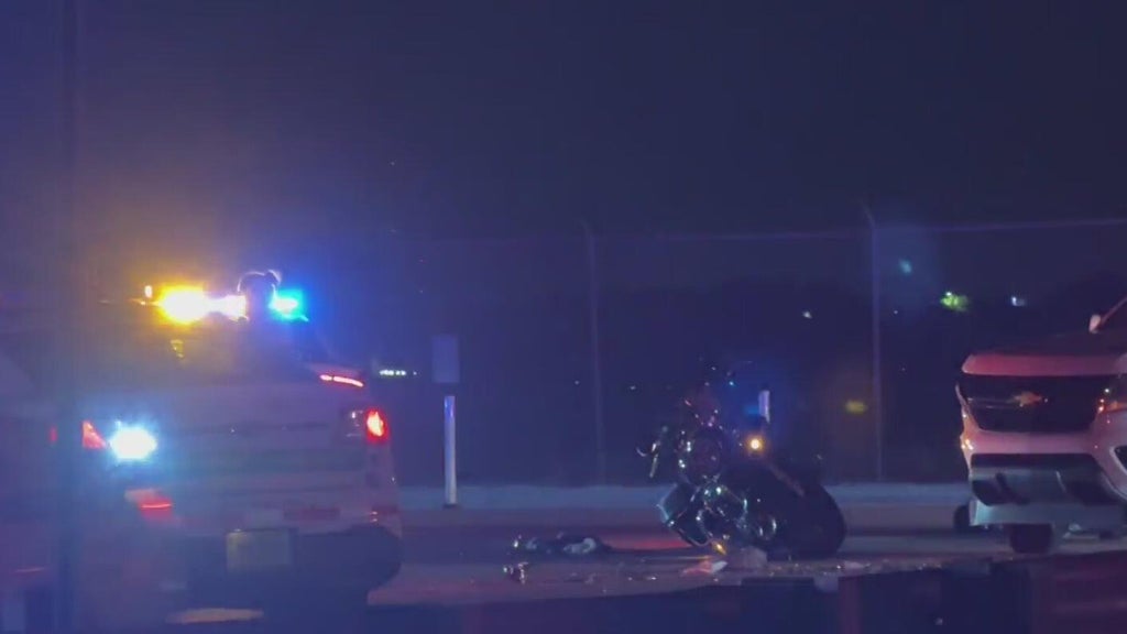 Large investigation underway after crash involving motorcycle in Miami Lakes — CBS Miami, Weston Community news