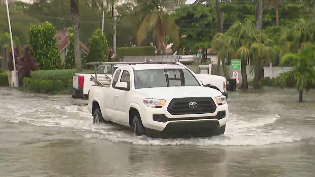 King tide flooding in South Florida could be worst so far as residents prepare for more surging water — Weston Sports news