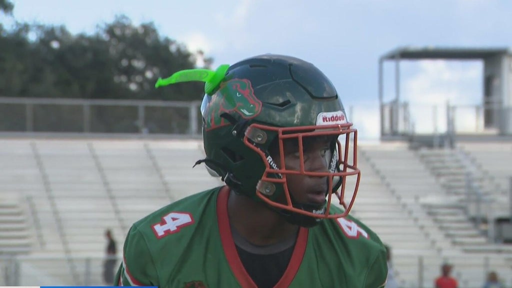 McArthur High School safety Jaylyn Jones is a 2026 Nat Moore Trophy nominee — Weston Schools news