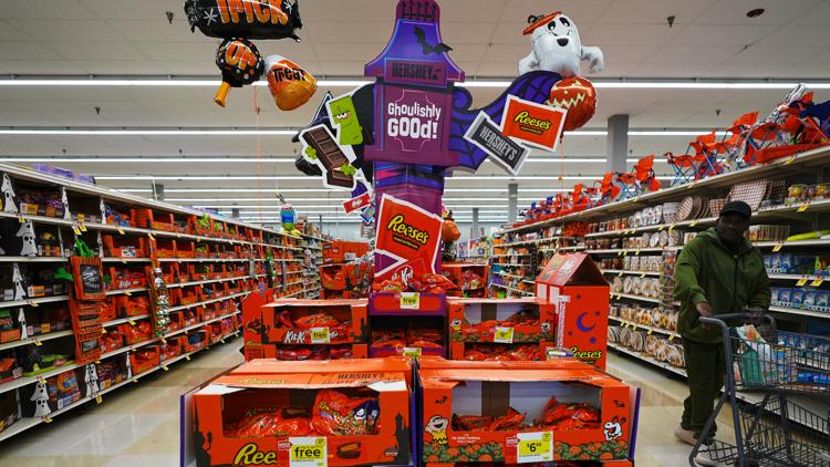 Halloween candy sales are off to a slow start amid high chocolate prices and affordability concerns — WTSP Food Tampa Bay, Weston Dining news