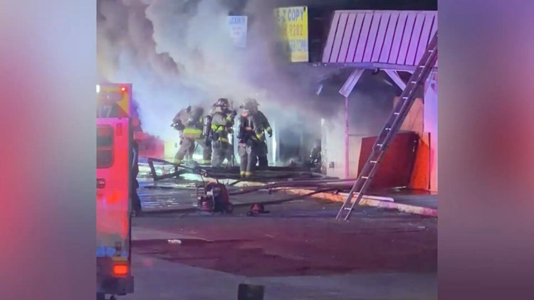 Fire ravages abandoned San Antonio strip center amid upcoming construction plans — KENS 5 (San Antonio), Weston Business news