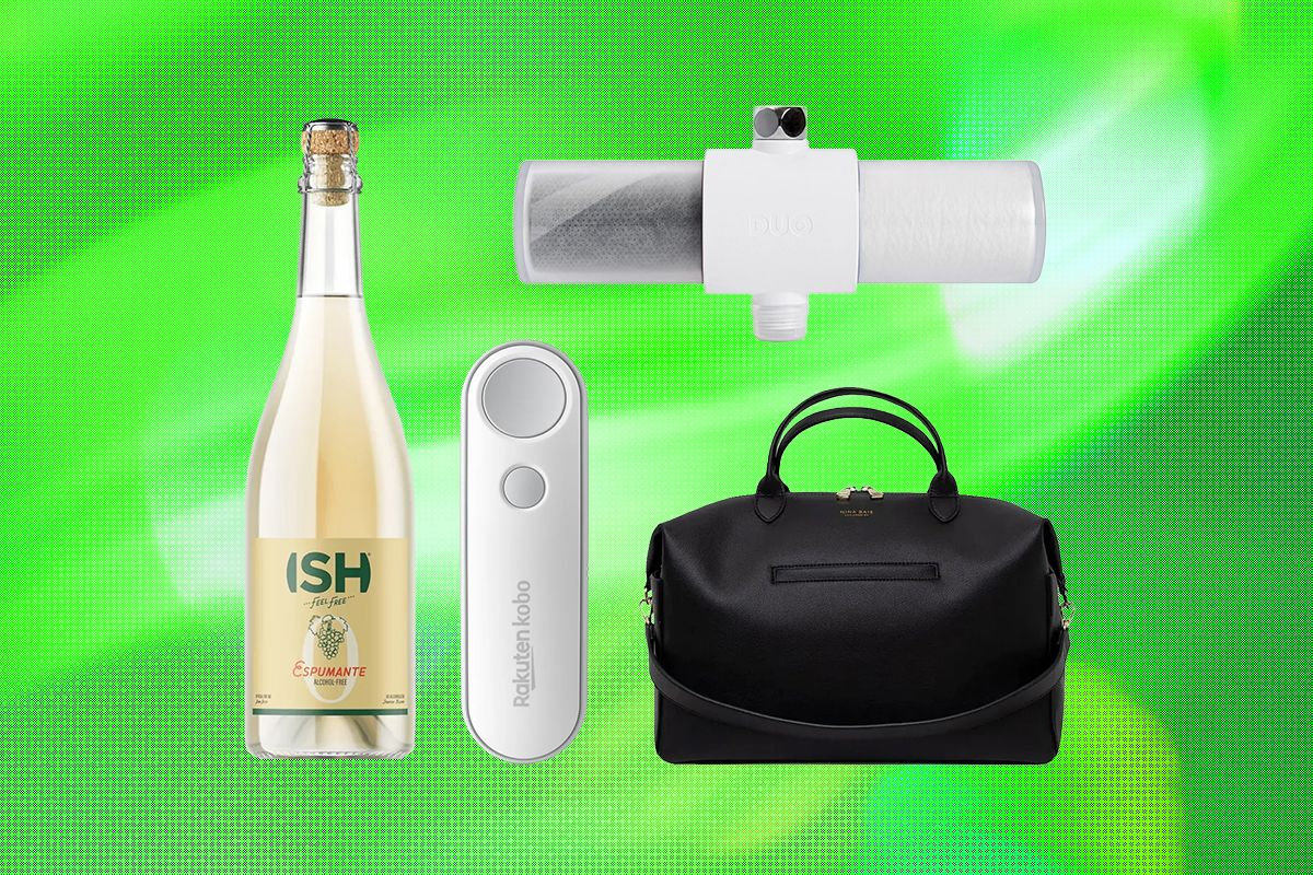 Best Gifts for Mom (2026): Digital Wall Calendars, Better Bags, Personalized Jewelry, and More — Wired, Weston Technology news