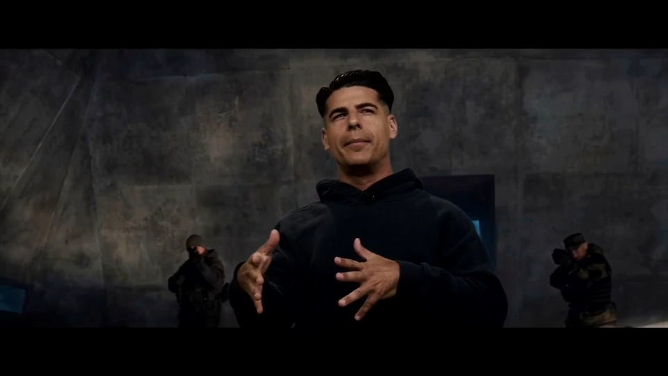 Deco’s Alex Miranda tosses his name into the hat for screen test as next James Bond — WSVN Entertainment, Weston Technology news